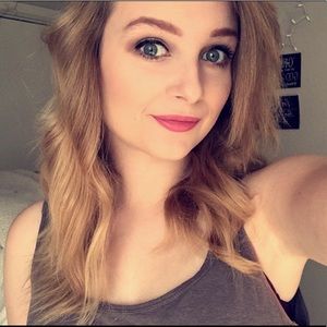 Meet your Posher, Christie